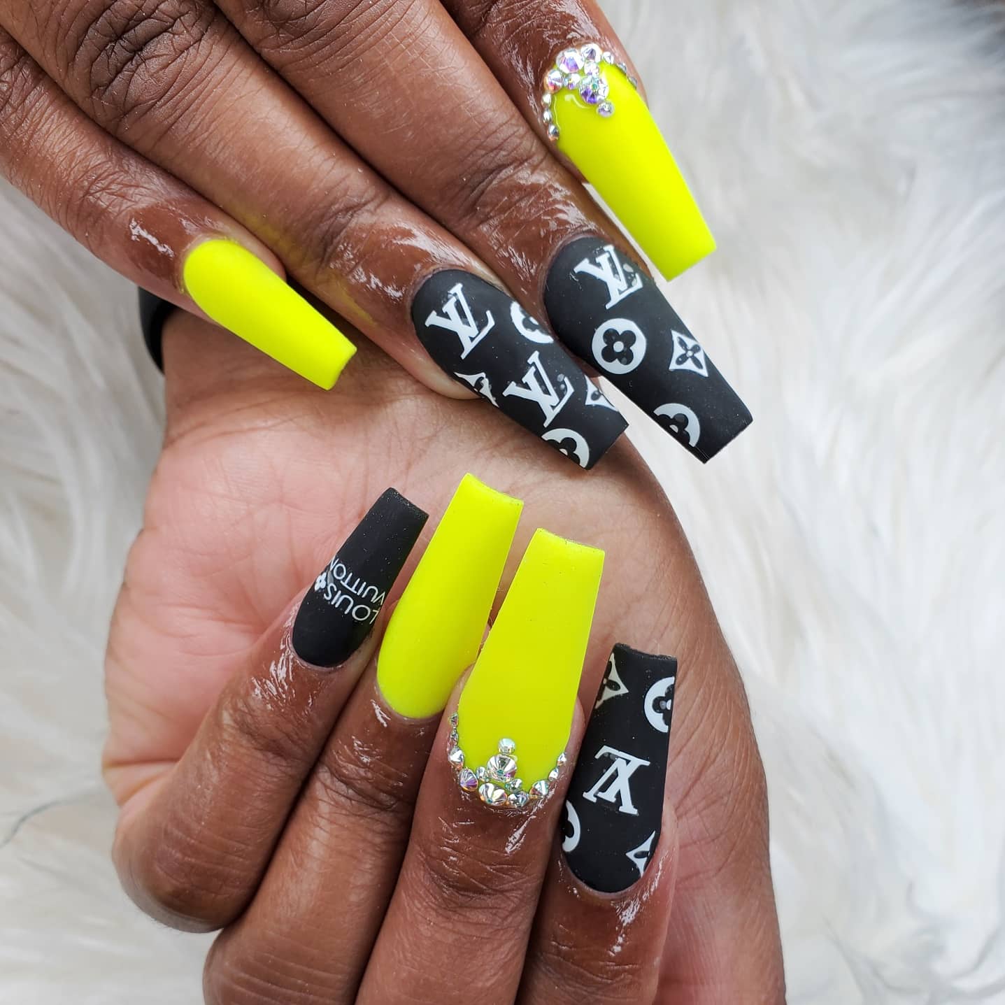 Fantasy Nails nail photo 6